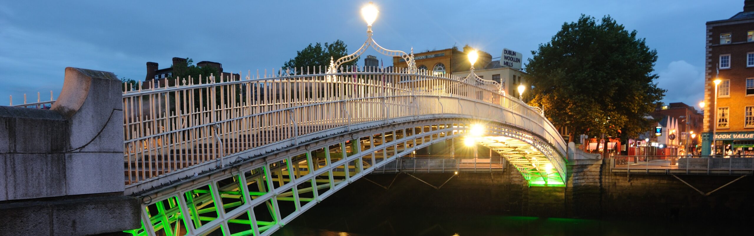 Ha’penny Bridge over the River Liffey at sunset promoting the Dublin Marathon 2026 for Get Kids Going! charity supporting disabled children in sport